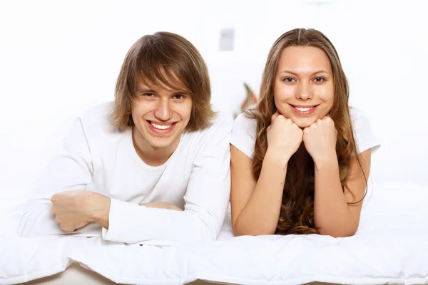 Young couple at home — Stock Photo, Image