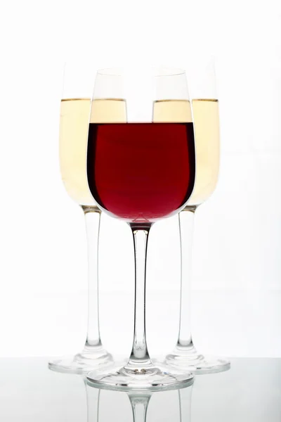 Gläser mit Wein — Stockfoto