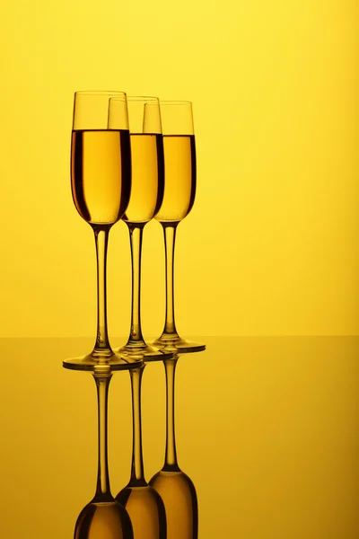 Vasos con vino — Foto de Stock