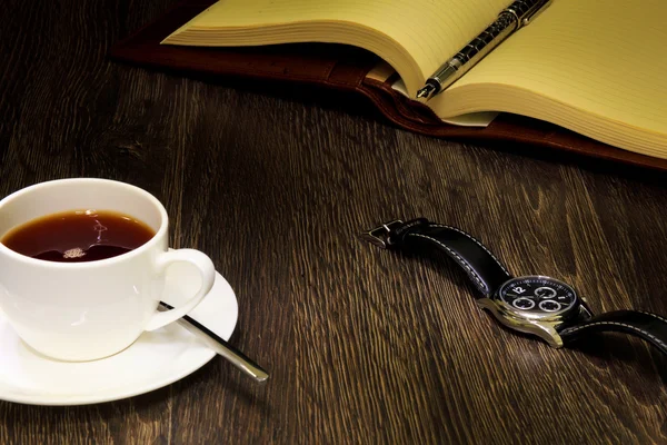 Black coffee and a book — Stock Photo, Image