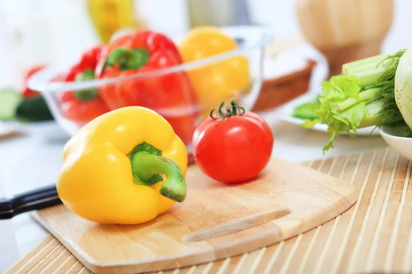 Alimentos frescos y saludables —  Fotos de Stock