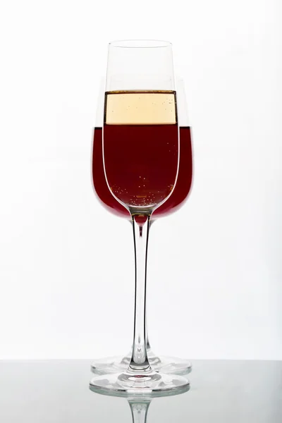 Copos com vinho — Fotografia de Stock