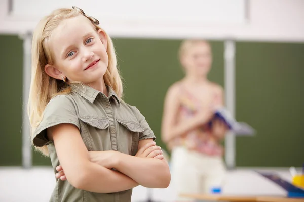 Kis lány iskolai osztály — Stock Fotó