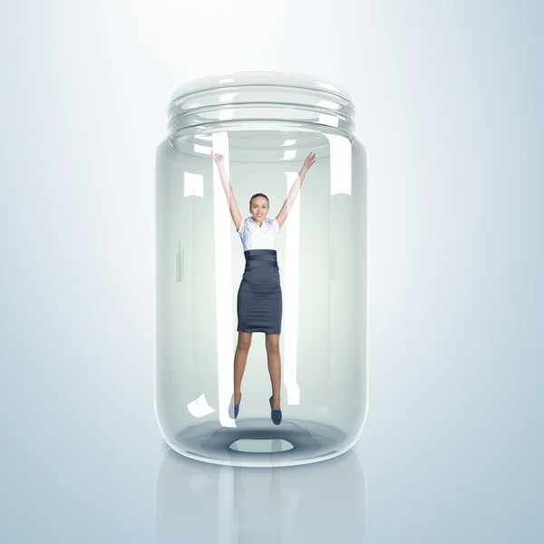Empresária dentro frasco de vidro — Fotografia de Stock