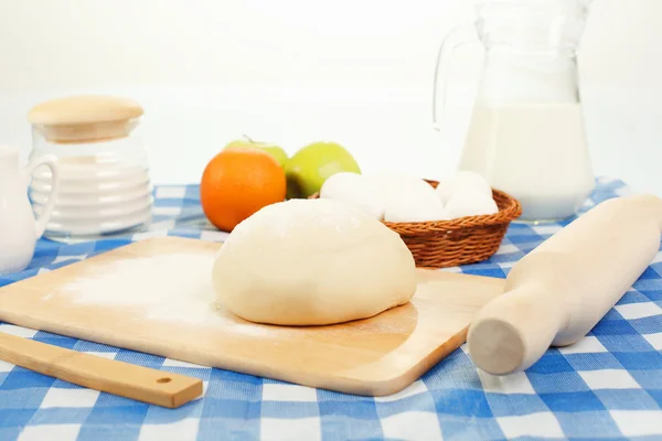 Different products to make bread — Stock Photo, Image