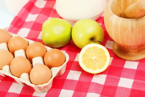 Huevos de pollo marrón —  Fotos de Stock