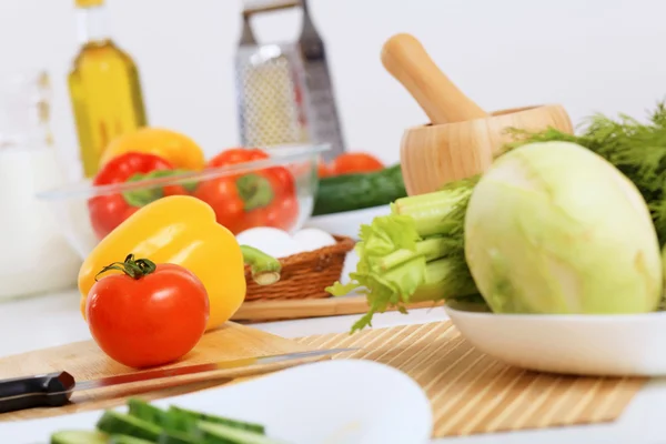 Frisch geschnittenes Gemüse — Stockfoto