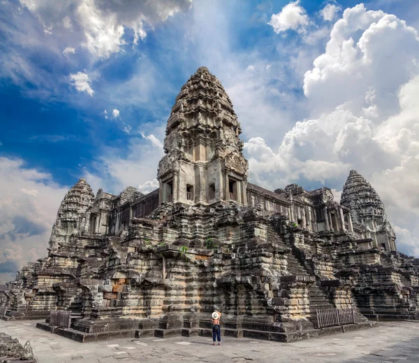 Prasat bayon. ruinerna i angkor thom templet i Kambodja — Stockfoto