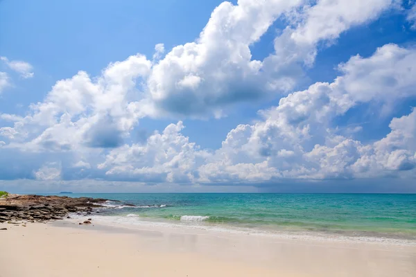 The island of Koh Samet in Thailand — Stock Photo, Image