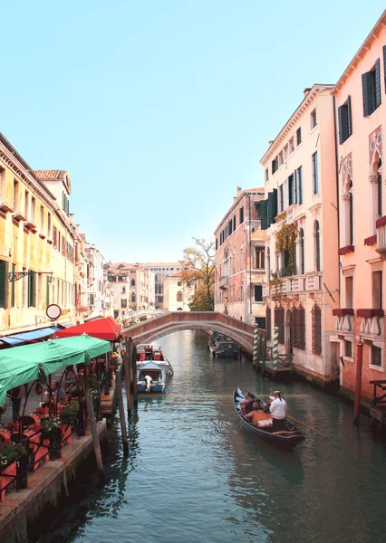 Tipik Venedik sokak — Stok fotoğraf