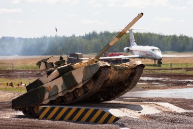 Russian main battle tank clipart