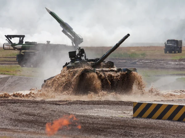 Rus ana muharebe tankı Telifsiz Stok Fotoğraflar