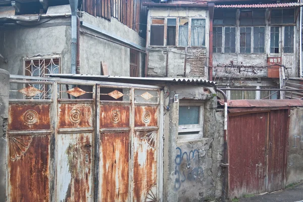 Gatan i gamla stan. Tbilisi, Georgien — Stockfoto