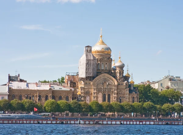 St. Petersburg. A Szűz Mária Mennybevétele templom — Stock Fotó