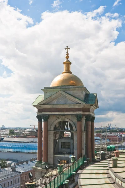 Detail of St. Isaac's Cathedral. View from the lookout. St. Pete — Stock Photo, Image