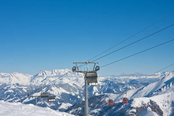 Estación de esquí de Kaprun, glaciar Kitzsteinhorn. Austria — Foto de Stock