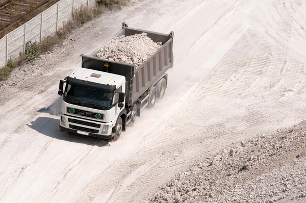 Büyük kamyon — Stok fotoğraf