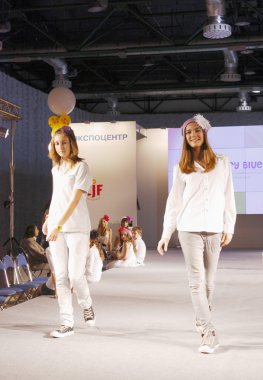 Çocuk defile 2012