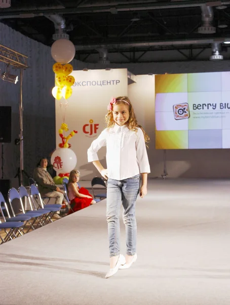 어린이 패션 쇼 2012 — 스톡 사진