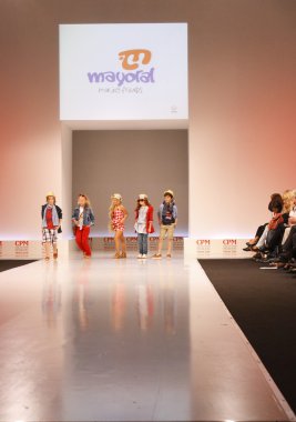 Çocuk defile 2012