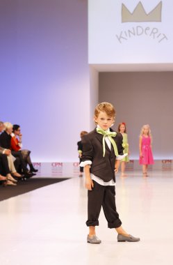 Çocuk defile 2012