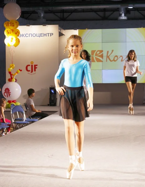 Desfile de Moda Infantil 2012 — Fotografia de Stock