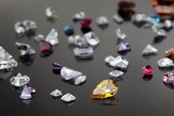 Conjunto de muitas pedras preciosas diferentes — Fotografia de Stock