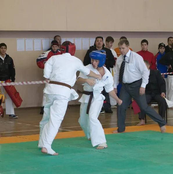 Národní šampionát mezi juniory kyokushin karate akce ne — Stock fotografie