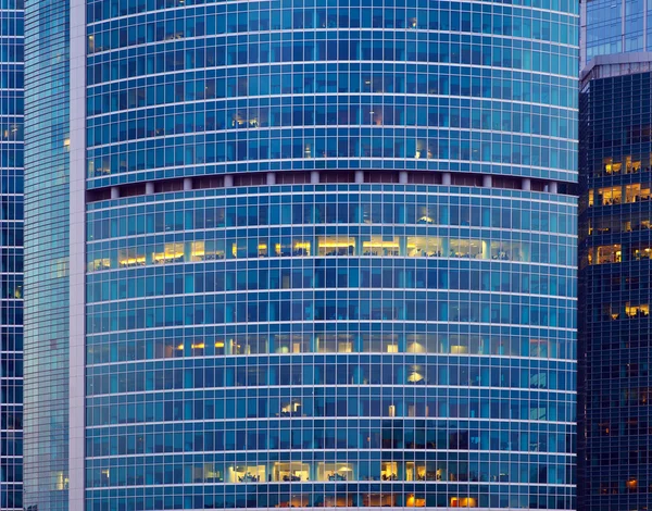 高層ビルのクローズ アップ — ストック写真