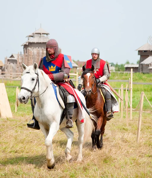 Cavaleiros de cavalo — Fotografia de Stock