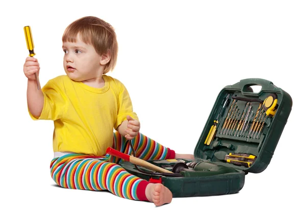 Enfant avec boîte à outils. Isolé sur blanc — Photo
