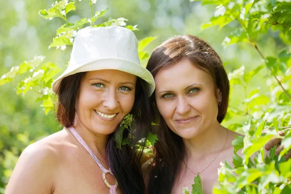 Portrait of women in spring — Stock Photo, Image