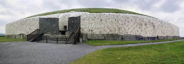 Newgrange — Fotografia de Stock