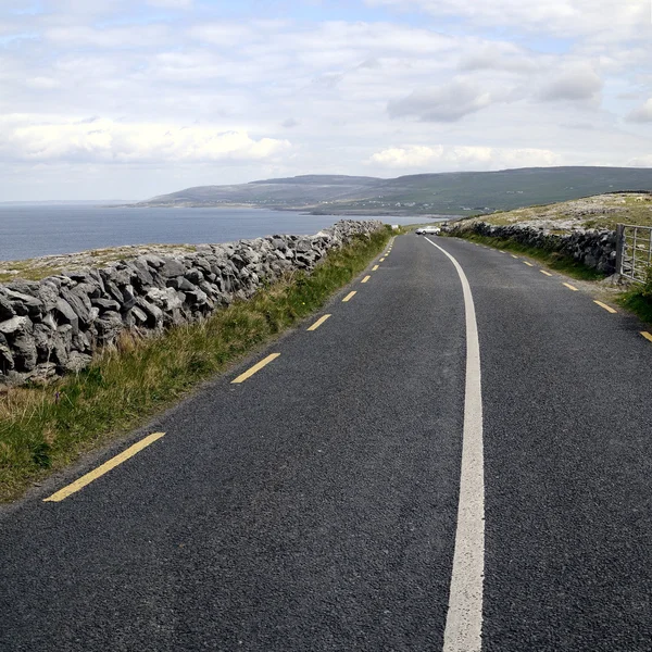 Burren poblíž derreen, západní Irsko — Stock fotografie
