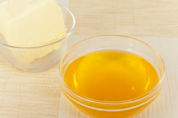 Whole butter and ghee — Stock Photo, Image