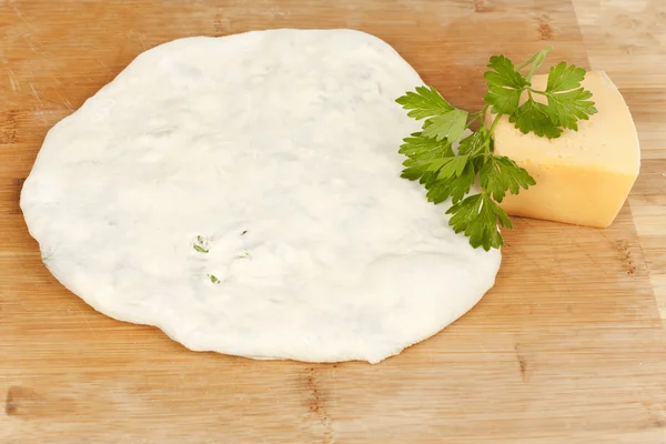 Тортилья тесто фаршированное сыром — стоковое фото