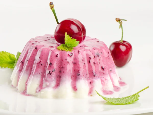 Dessert with cream and cherries — Stock Photo, Image