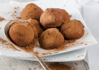 çikolata truffles. yakın çekim