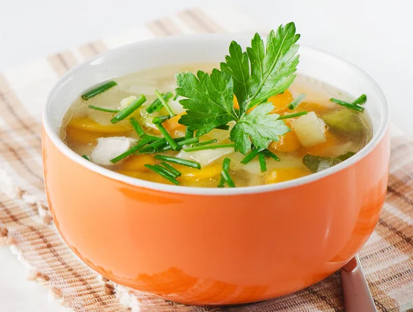 Миска овощного супа — стоковое фото