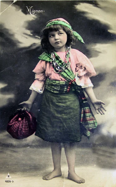 Barefooted girl, antique postcard — Stock Photo, Image