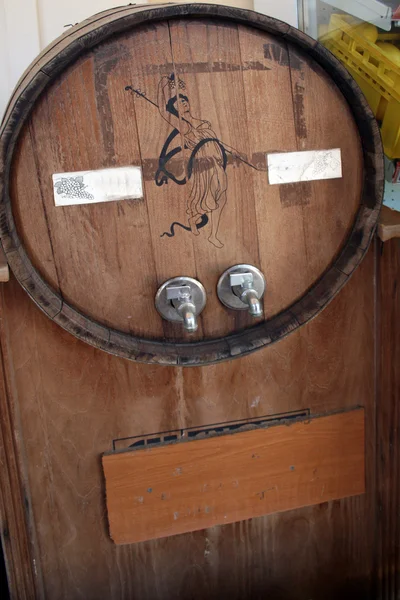 Oak barrels of wine — Stock Photo, Image