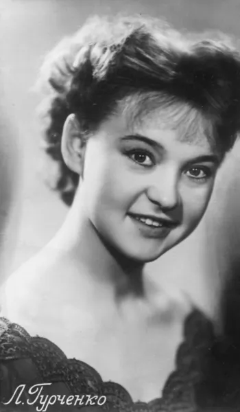 リュドミラ ・ グルチェンコ - ソ連とロシアのフィルムおよび舞台女優、歌手 — ストック写真
