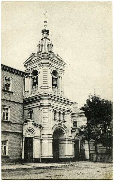 Vvedensky 女修道院，20 世纪初的市中心钟楼 — 图库照片
