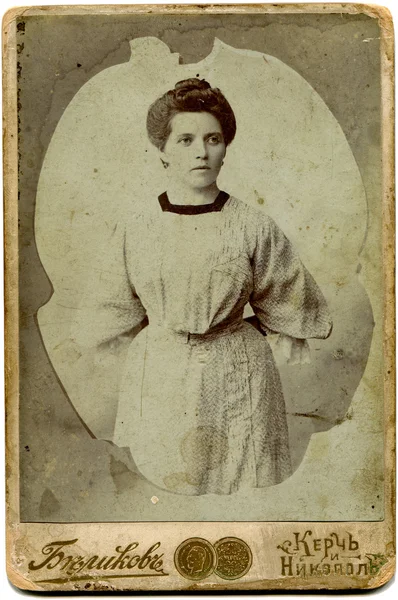 Rusya Xix Yüzyılın Sonunda Yaklaşık Antika Bir Fotoğraf Kadın Portre — Stok fotoğraf