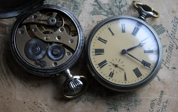 古い懐中時計 — ストック写真