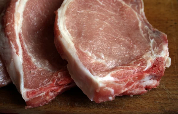 未加工肉のステーキ — ストック写真