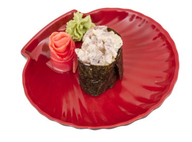 baharat soslu dilim füme yılan balığı, tavuk ve havyar ile Sushi
