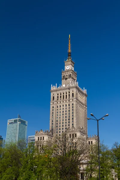 ポーランド・ワルシャワの文化科学宮殿 — ストック写真