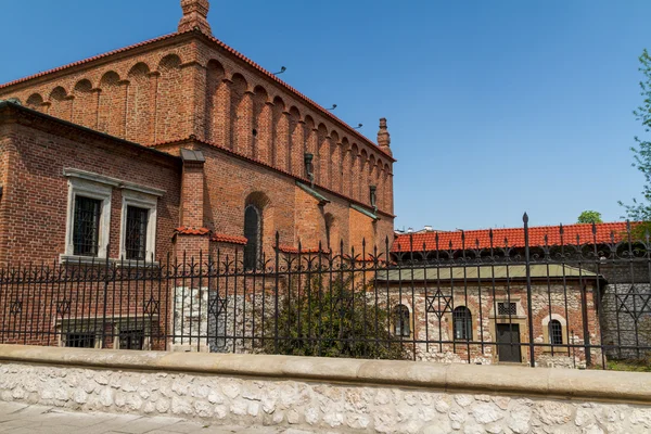 Старої синагоги в історичному єврейському районі Казімеж районі Кракова, P — стокове фото