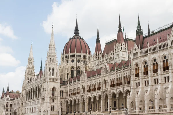 Budapest, el edificio del Parlamento (Hungría ) —  Fotos de Stock